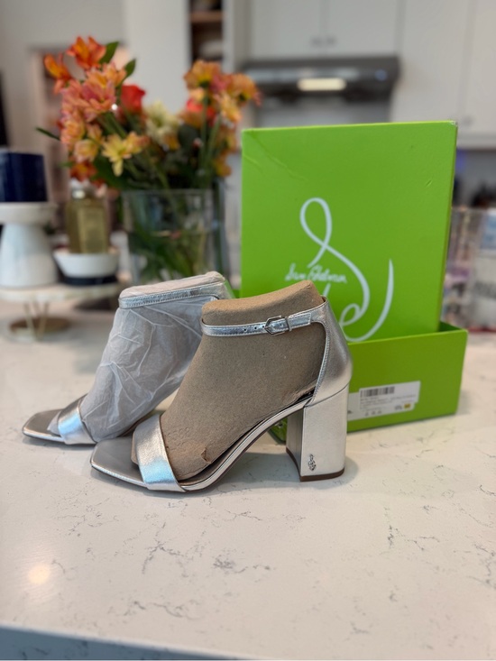 Sam Edelman Shoes - Sam Edelman Silver Metallic Block Heel Ankle Strap Sandals